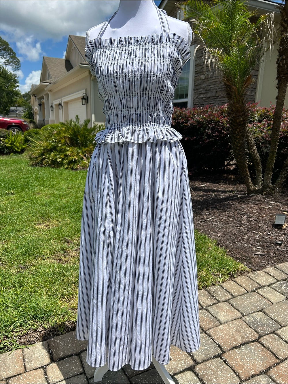 NWTš·Sugarlips Striped Halter Square Neck Sleeveless Smocked Poplin Midi Dress - Picture 4 of 15